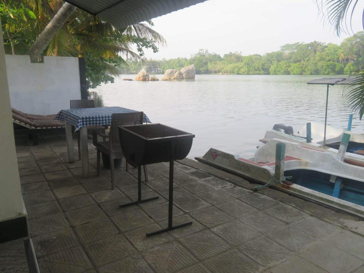 Lake Lane Guest Rest Koggala Exterior photo